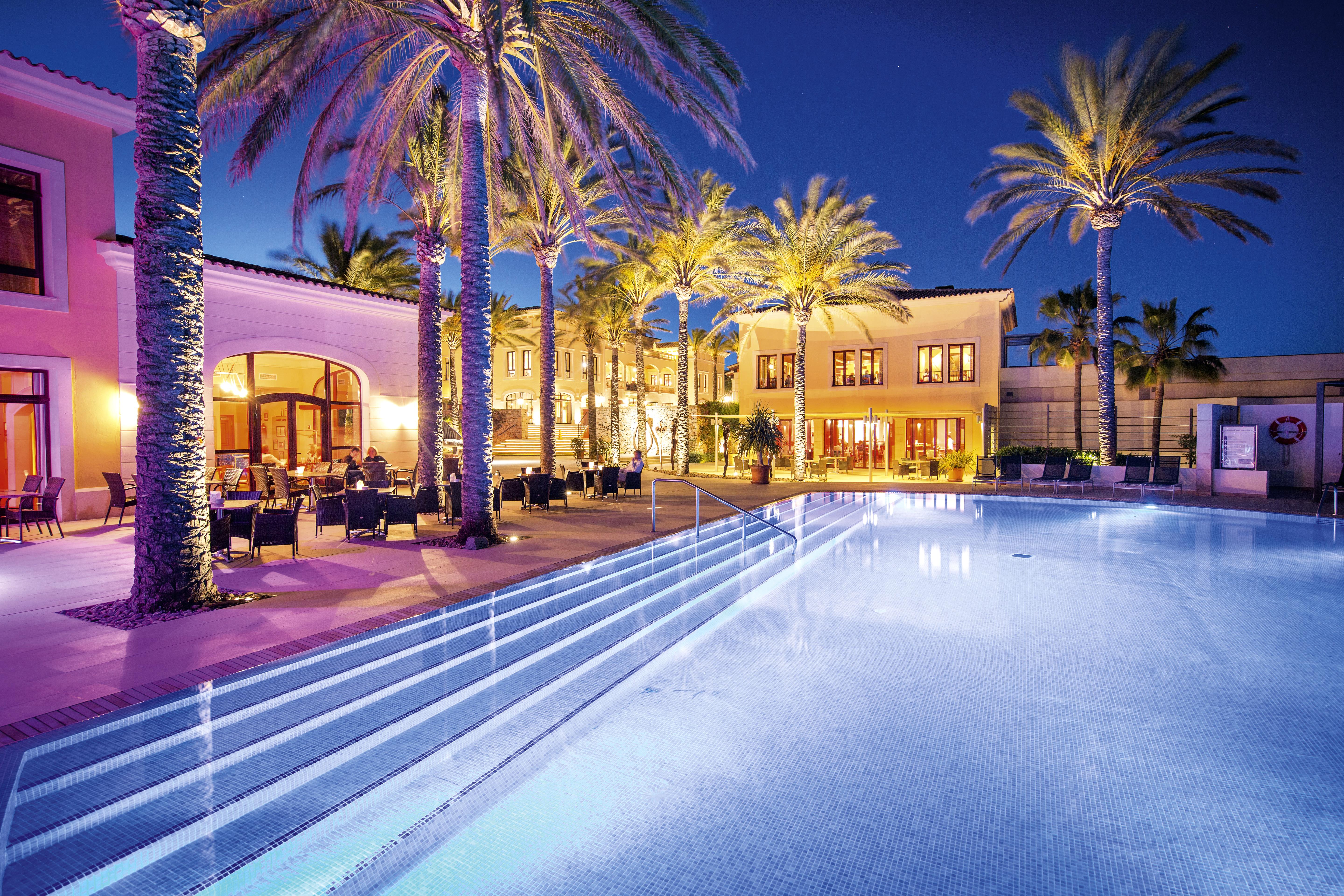 Robinson Cala Serena Hotel 4*